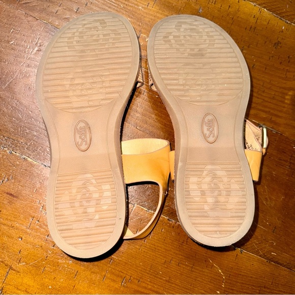Sofft Tan Sandals with Ankle Strap and Flat Sole size 7.5 - Picture 13 of 15